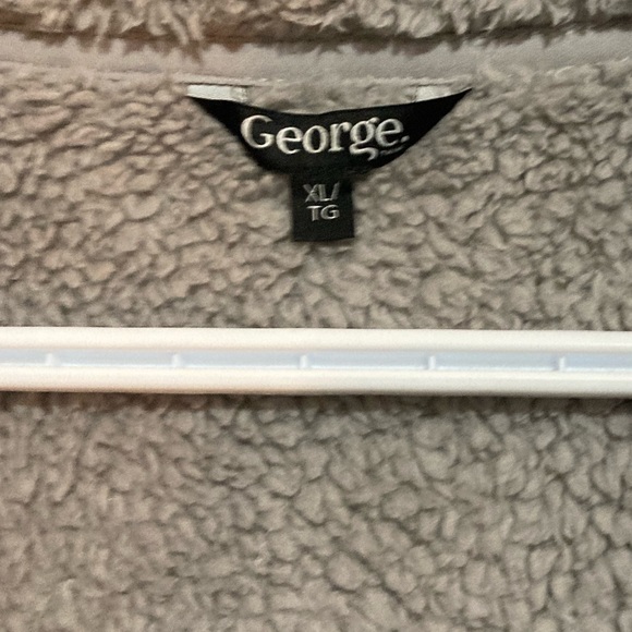 Cozy hoodie - Picture 2 of 2